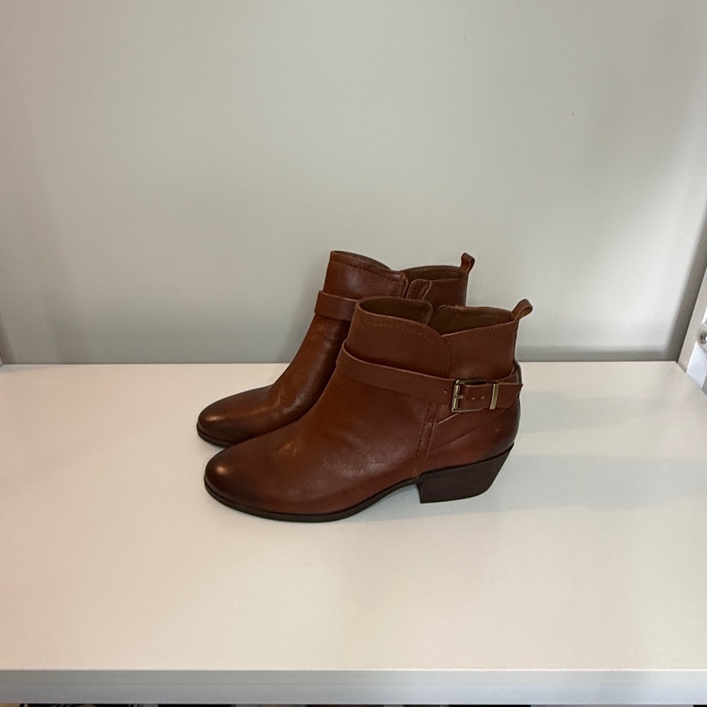 Vince Camuto Women's Boots, Brown, Size 10